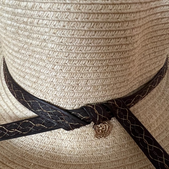 Hat - Picture 3 of 3